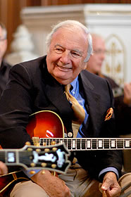 Bucky Pizzarelli